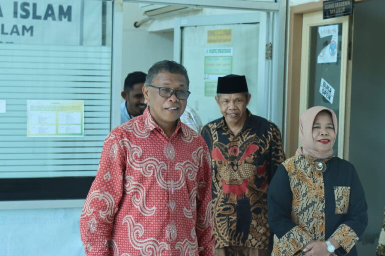 Rektor IAIN Ambon Sidak Ruang Kerja