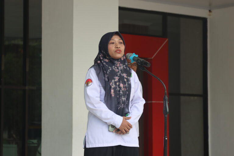 Pimpin Apel Pagi, Ketua SPI UIN Ambon Sampaikan Hasil Kerja